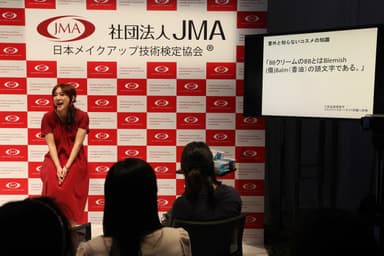 日本コスメティック協会　代表理事 岩本 麻奈氏