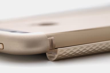 SQUAIR Duralumin Bumper Quattro for iPhone 5s/5 ゴールド