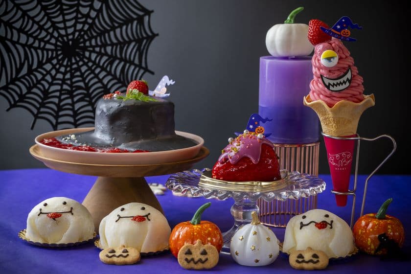 <いちご専門店 いちごBonBonBERRY>
累計販売数45,000個突破の人気メニューに、おばけがいたずら!?
遊び心たっぷりなハロウィン限定メニュー4種が
10月3日(金)よりスタート