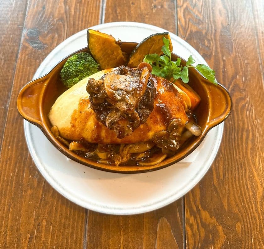 鉄道100周年の秋
大雄山線駅舎カフェ1の1が贈る“秋の味覚”で
小田原の秋を彩るフェアを開催!