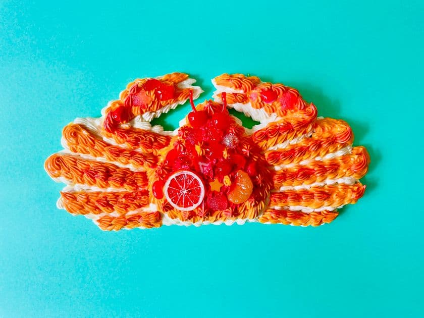 福井市美術館「お菓子の美術館 渡辺おさむ展」で
本物の越前蟹解禁に合わせた特別イベントを11月9日開催