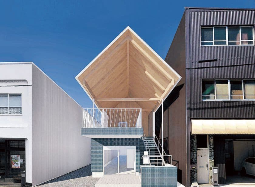 2025年11月1日、石川県七尾・一本杉通りに新たな創造の拠点が誕生 
震災を越えて―輪島塗の老舗「あらき」が歩む再出発