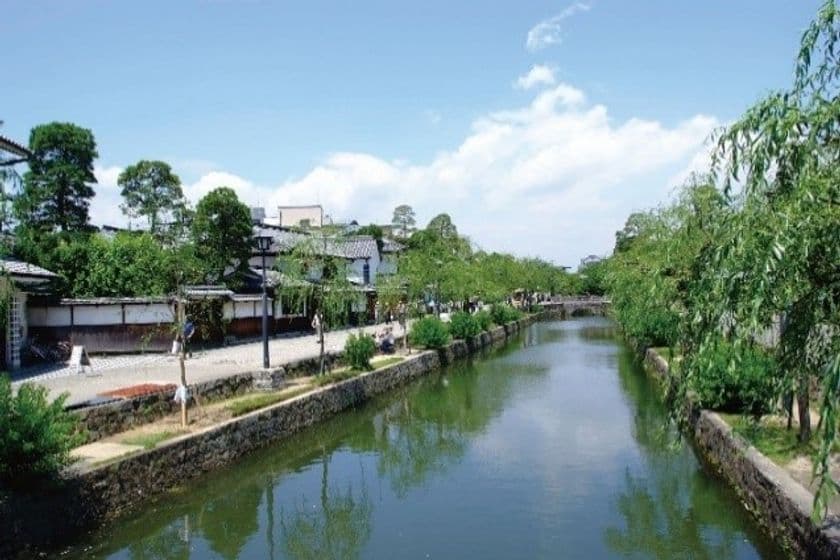 岡山県の高梁川流域の4市が公共施設の電力共同調達を開始
自治体の広域連携で電力コストの大幅削減を目指す