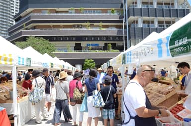 「太陽のマルシェ」会場