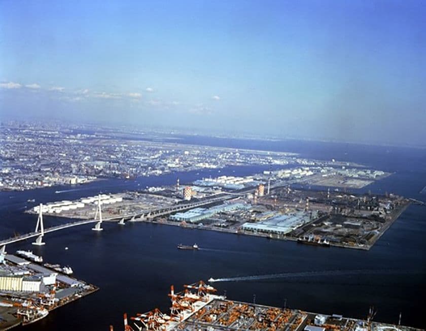 JFEスチール 東日本製鉄所(京浜地区)
大規模一貫製鉄所基幹システムオープン環境へ完全移行