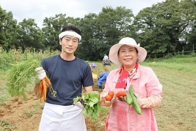 函南農場で料理長と代表