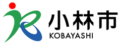 宮崎県小林市が“人や自然”をメーンに「ふるさと納税」をPR　
市役所職員らがモデルの大型ポスターを羽田空港内に掲示