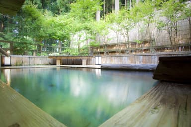 ろあん　森林浴露天風呂