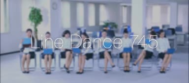 『Line Dance 745』