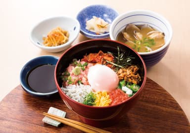 夏のうまか丼