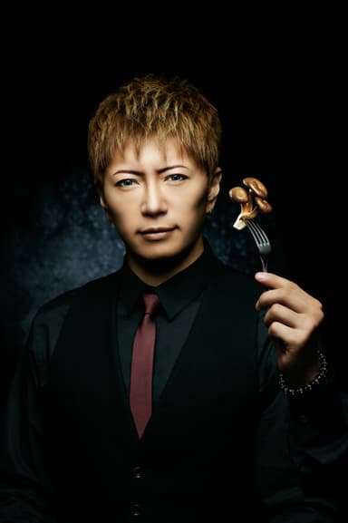 新CMに起用されたGACKTさん