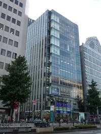 BOOKOFF新宿駅西口店 外観