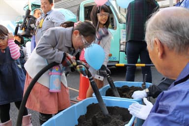 バイブレーター(振動機)にさわってみよう