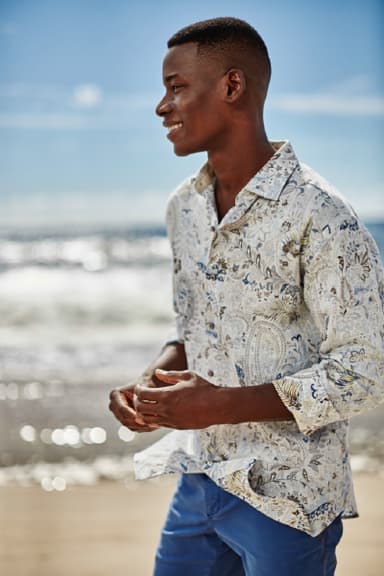 Tommy Bahama 2