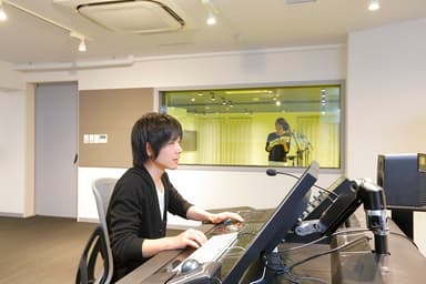 音声の録音や編集も生徒自らの手で