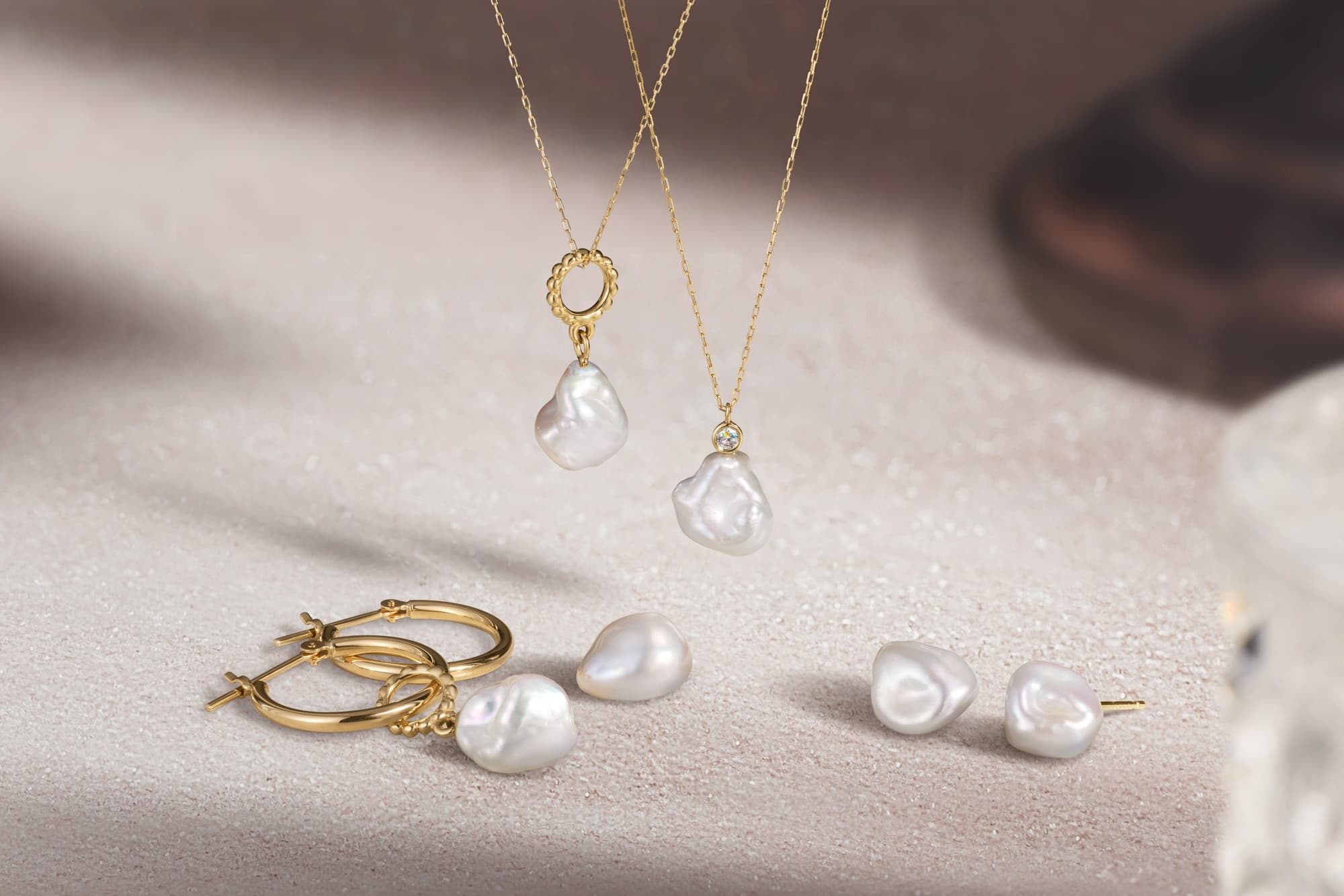 <ケイウノ>冬の新作 肌になじむ“ダイヤモンドネックレス”& 自然美をまとう“バロックパールジュエリー”3種類