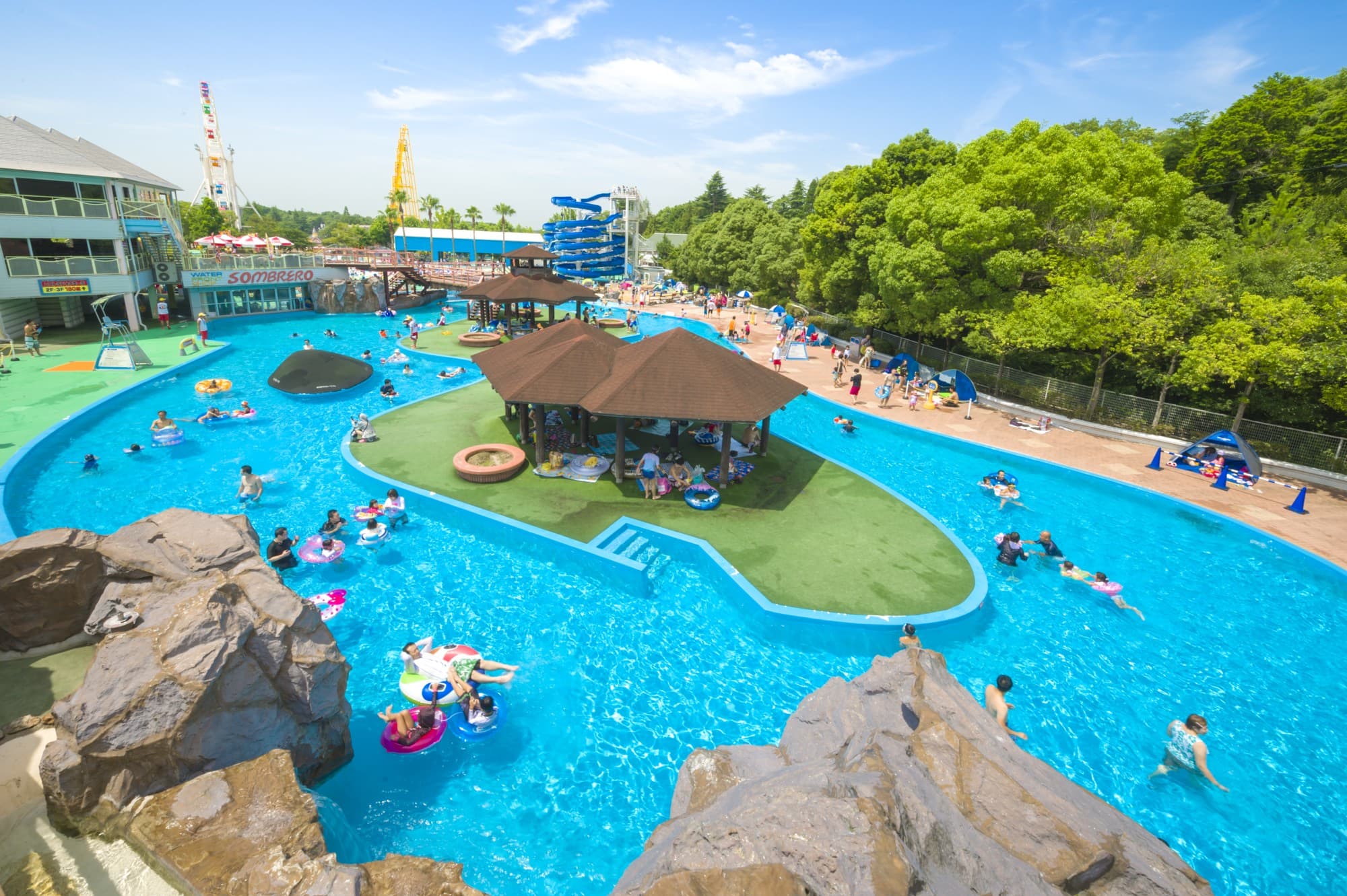 関西初!快適な屋外設置型ベビーケアルーム「mamaro solana™」を設置 東条湖おもちゃ王国プール「アカプルコ」