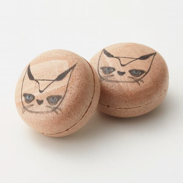 2月22日<ネコの日>のスイーツに【限定コラボレーション・"wo Neko"モナマカロンショコラ】の人気追加最終入荷分がネイビー・ウォにて2月16日(金)より販売