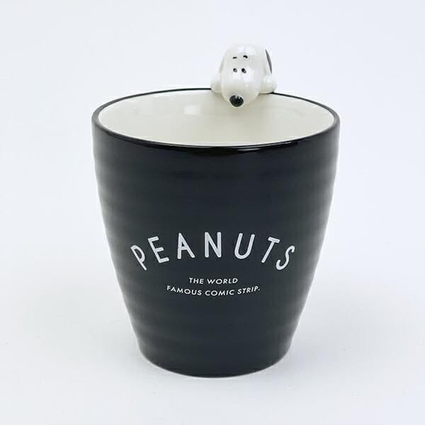 ちょこんとスヌーピーに癒される!シンプルから北欧・レトロまで幅広いラインナップのコップ特集。