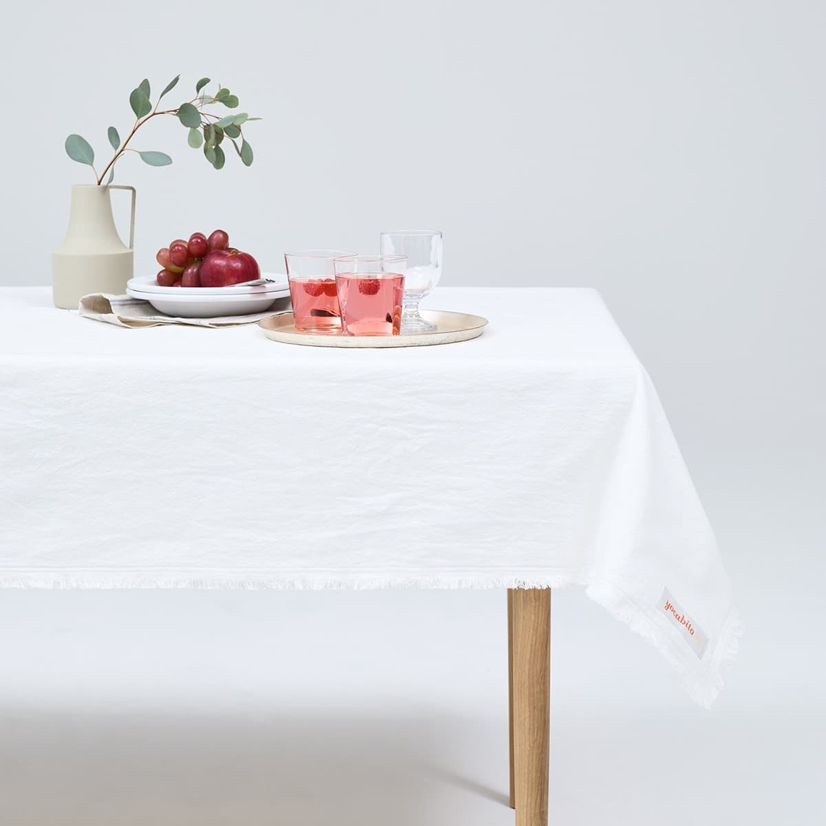 秋の“お出かけ”と“おこもり”を快適に!yocabitoの多機能ピクニックシート「HEIDI(ハイジ)」は、ブランケットやテーブルクロスになる3way仕様