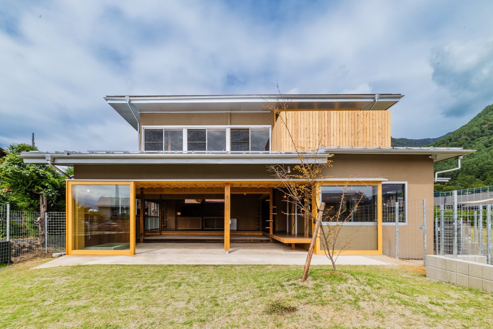 【富士山麓】動物同伴型の1棟貸し古民家宿「ICHI 縁」、11月1日グランドオープン。1日1組限定、富士の絶景を望みながら家族みんなで圧倒的な非日常体験を