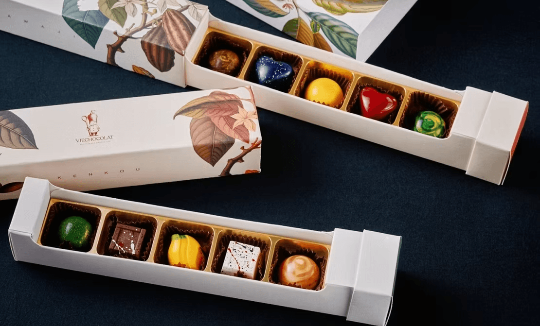 淡路島の夜を甘く彩る、冬だけの贈り物 ニジゲンノモリ公式ヴィラ「GRAND CHARIOT 北斗七星135°」 12月20日(土)~25日(木)の宿泊者を対象に スペシャルスイーツをプレゼント!