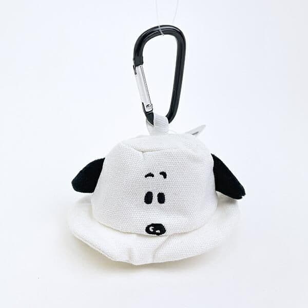 デザインが個性的なスヌーピーのポーチ3選!75周年記念デザインやバケットハット型などキーホルダーにもなるユニークなポーチ