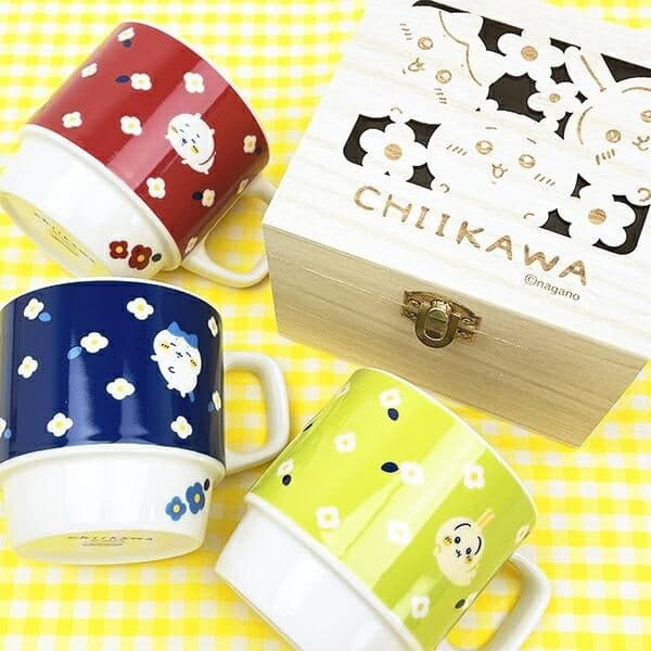 ちいかわの木箱入りお花畑マグは、箱までも可愛くて思わず「わァ…!」の声出ちゃう