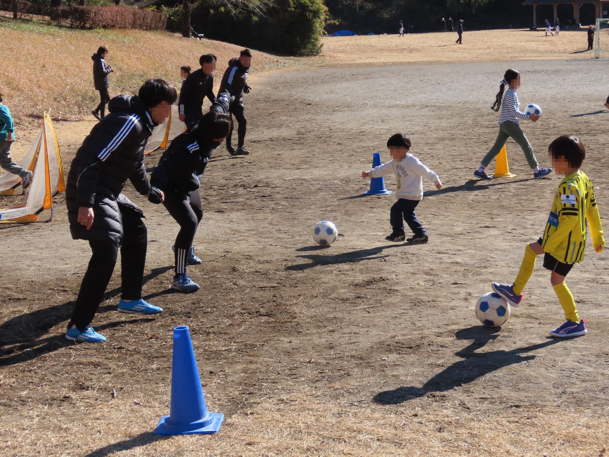 【2026/1/24(土)】「FC町田ゼルビア」所属コーチが指導!小山田緑地で「親子で楽しむサッカー教室」を開催