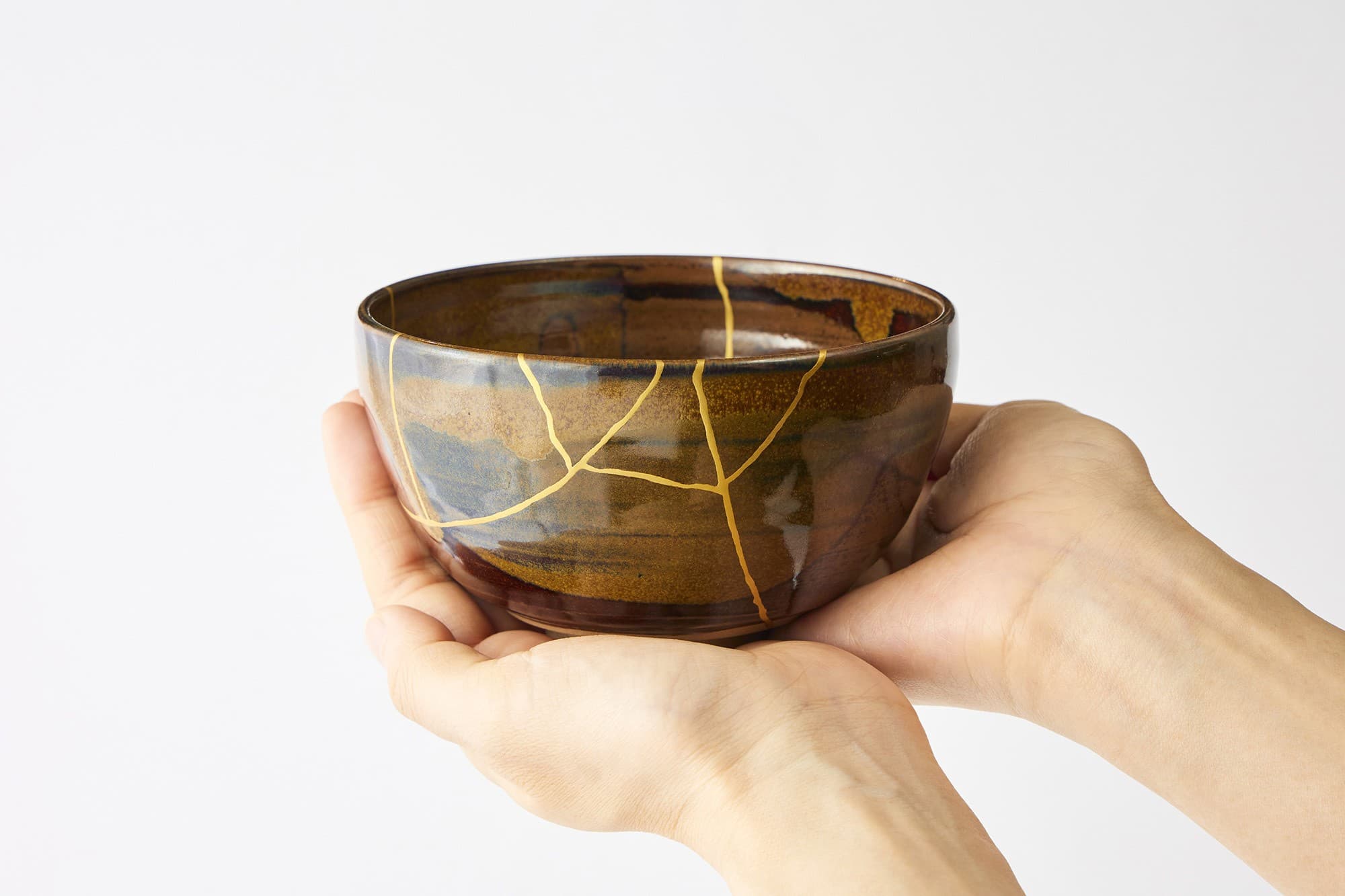 『蘇った器ほど美しい』─京都『⾁のひろ重 ⼋百屋』が⾦継ぎ器販売を開始、古いものに新しい価値を与える『⽇本の再⽣の美学』をインバウンド富裕層に発信