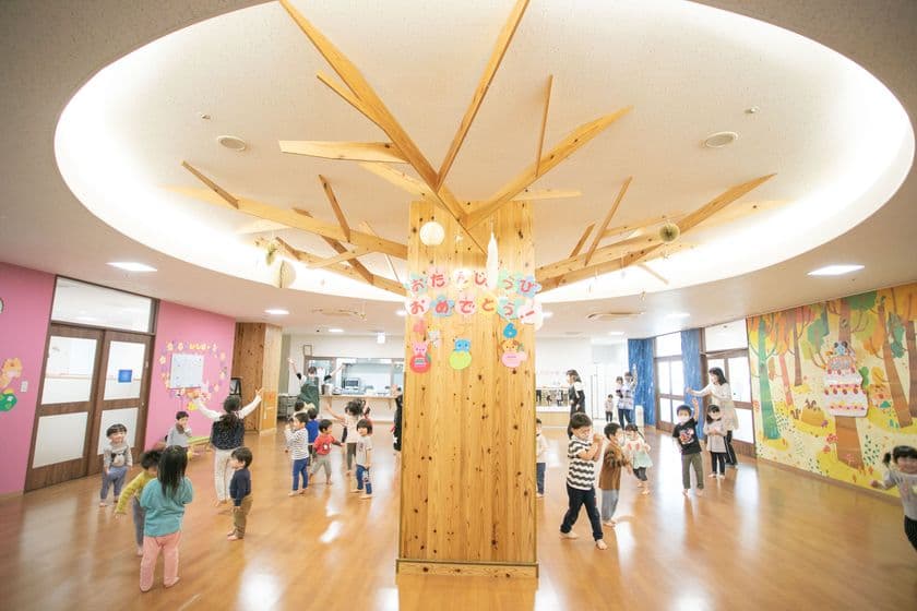 千葉県・ユーカリが丘「子どもの事を一番に考えたらユーカリが丘」
~新たな子育て応援プロジェクトの第一弾として
5月10日に田植え体験を実施~