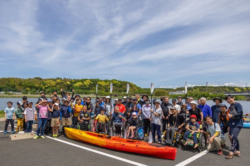 <開催報告>水上の自由をすべての人に
千葉県佐倉市・印旛沼で「パラカヌー体験会」開催