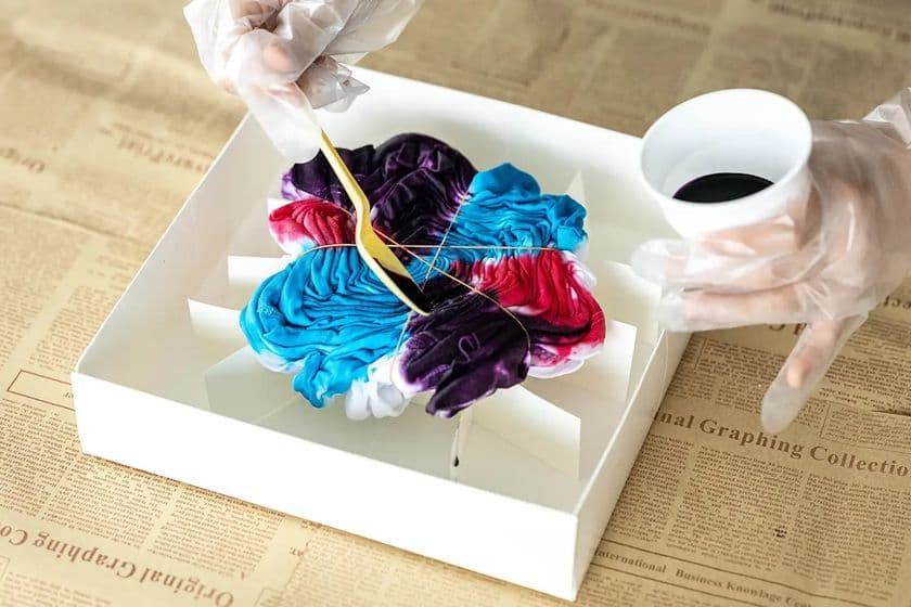 初めてのタイダイ染めも安心!ご自宅で手軽に楽しめる
「タイダイホームキット(ライト)」を2025年8月に新発売