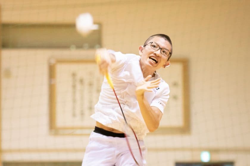 ~ ジュニアアスリートの挑戦を応援 ~
「デフバドミントン・森本悠生選手(18歳)」
東京2025デフリンピック初出場