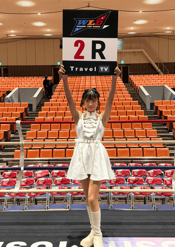 現役中学2年生・MIUさん(13歳)が
史上最年少ラウンドガールとして再び登場!
「WLD Vol.4」後楽園ホールで堂々のパフォーマンス