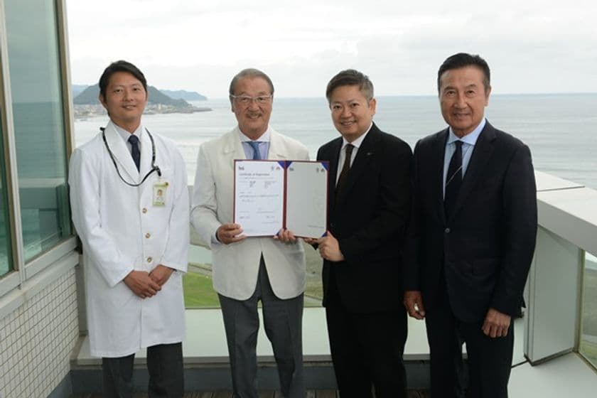 BSIグループジャパン(英国規格協会)、
BSIグローバルで初※となる、
ヘルスケア組織における品質のマネジメントシステム
「ISO 7101:2023」の認証を亀田総合病院に授与