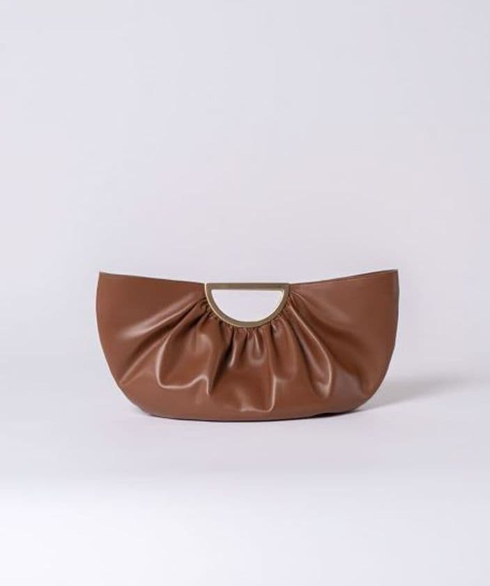 本日12月1日スタート!
UTAKE 年末BIG SALE
国産本革バッグが全品45%OFF!