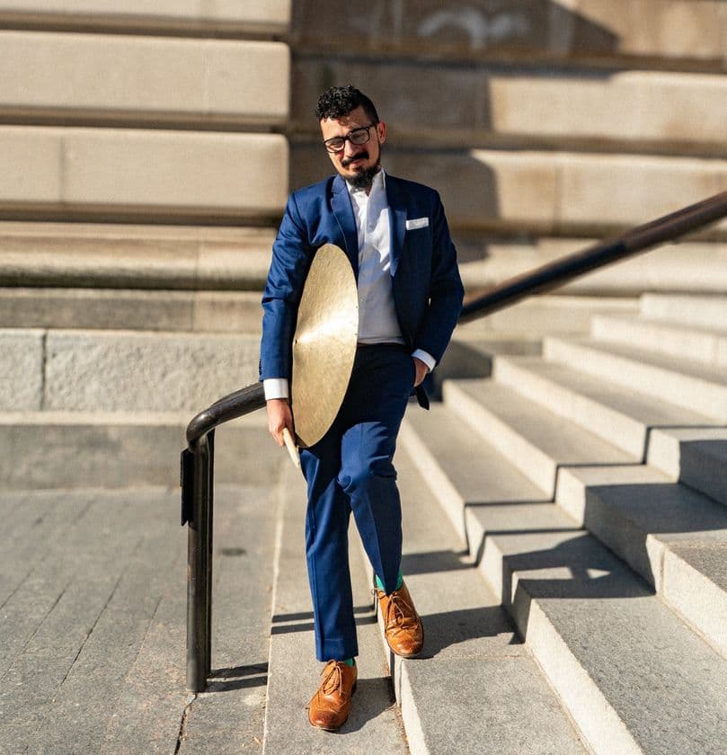 鼓動に宿る武蔵――インドの鬼才作曲家が
「巌流島の決闘」をドラムで再創造