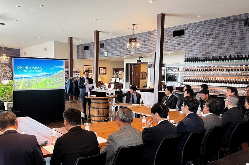 北海道のワイナリーがドローンとAI解析で
巡回・確認業務を82%削減へ
ワイナリーの人手不足解決と良質なブドウの安定的な収穫目指す