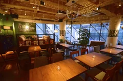 「#802 CAFE&DINER 渋谷店」店内