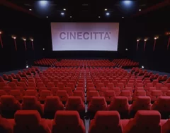 CINECITTA'(チネチッタ)劇場内