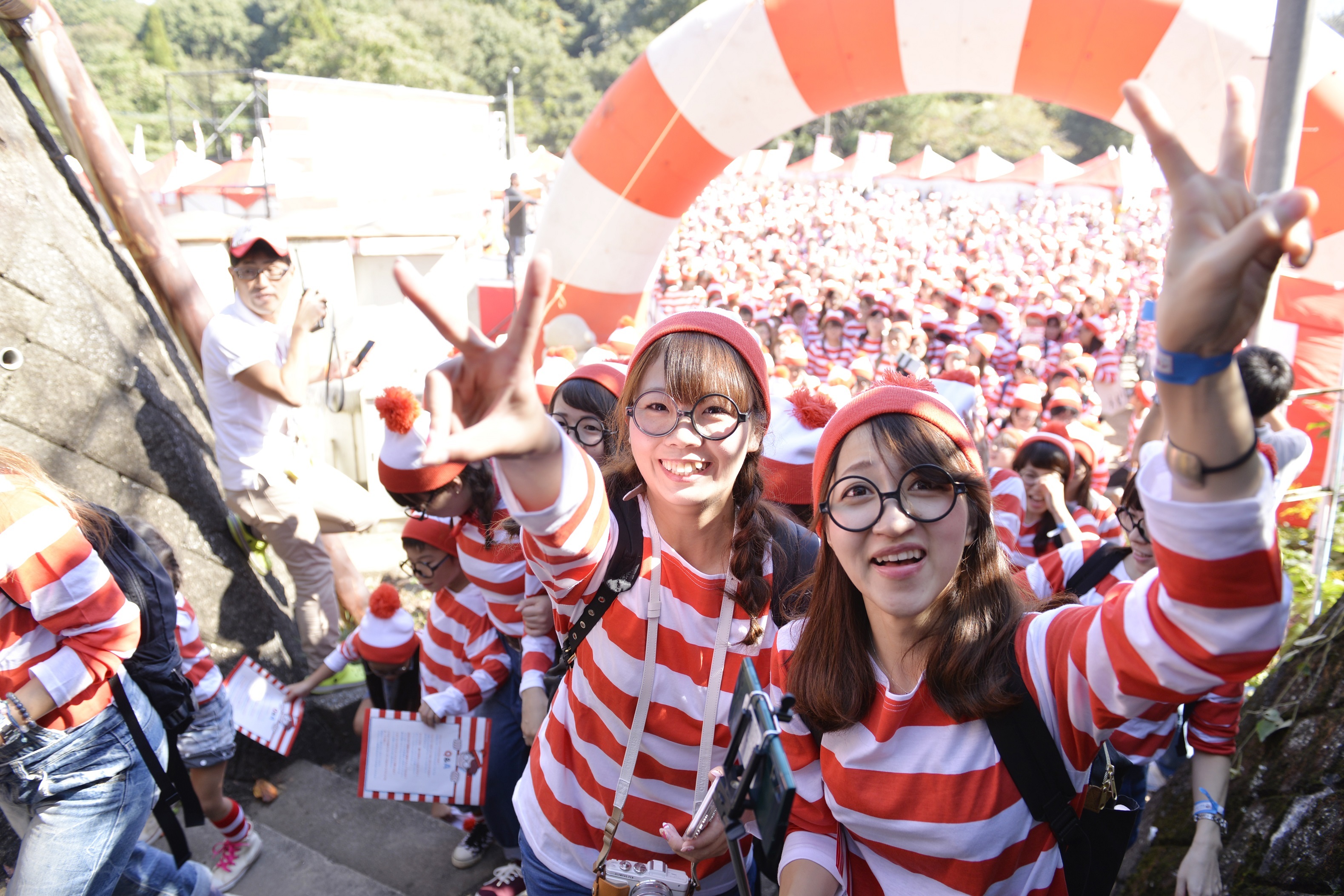 ウォーリー が絵本の中から飛び出した ウォーリーラン17 東京 6月25日としまえんで開催 株式会社スポーツワンのプレスリリース