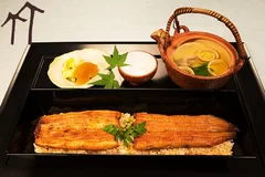 玄品 鰻玄(げんぴんうなげん)：鰻重「竹」コース