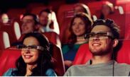 スマートグラスMOVERIO(モべリオ)で聴覚障害者向けに映画字幕を表示