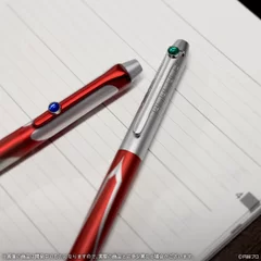 ウルトラマン／ウルトラセブン　ヒーローの書き心地　使用イメージ1