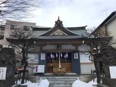 穏田神社