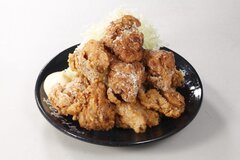 すた丼屋の自信作！唐揚げブームに一石を投じる鬼盛りメニュー「伝説のすたみな唐揚げ」2月1日(木)に全国で販売開始