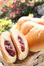 10年以上の時を経て“究極”の『いちごジャムぱん』誕生！？　福岡の天然酵母パン専門店「月の峠」で限定発売