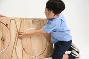 ジブンで作るプラモデルの様な木の家具『木it(キット)』カンタン手作り家具キットを使って親子でDIYに挑戦！