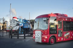 トーマス号とバスのバーティー